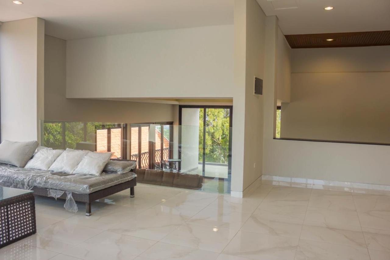 Villa Dago Pakar Bandung Exterior photo